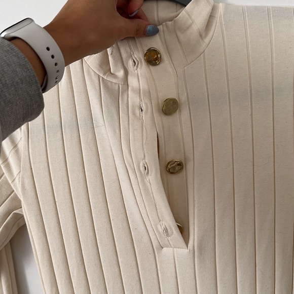 ZARA - short sleeve cream dress - Picture 4 of 7